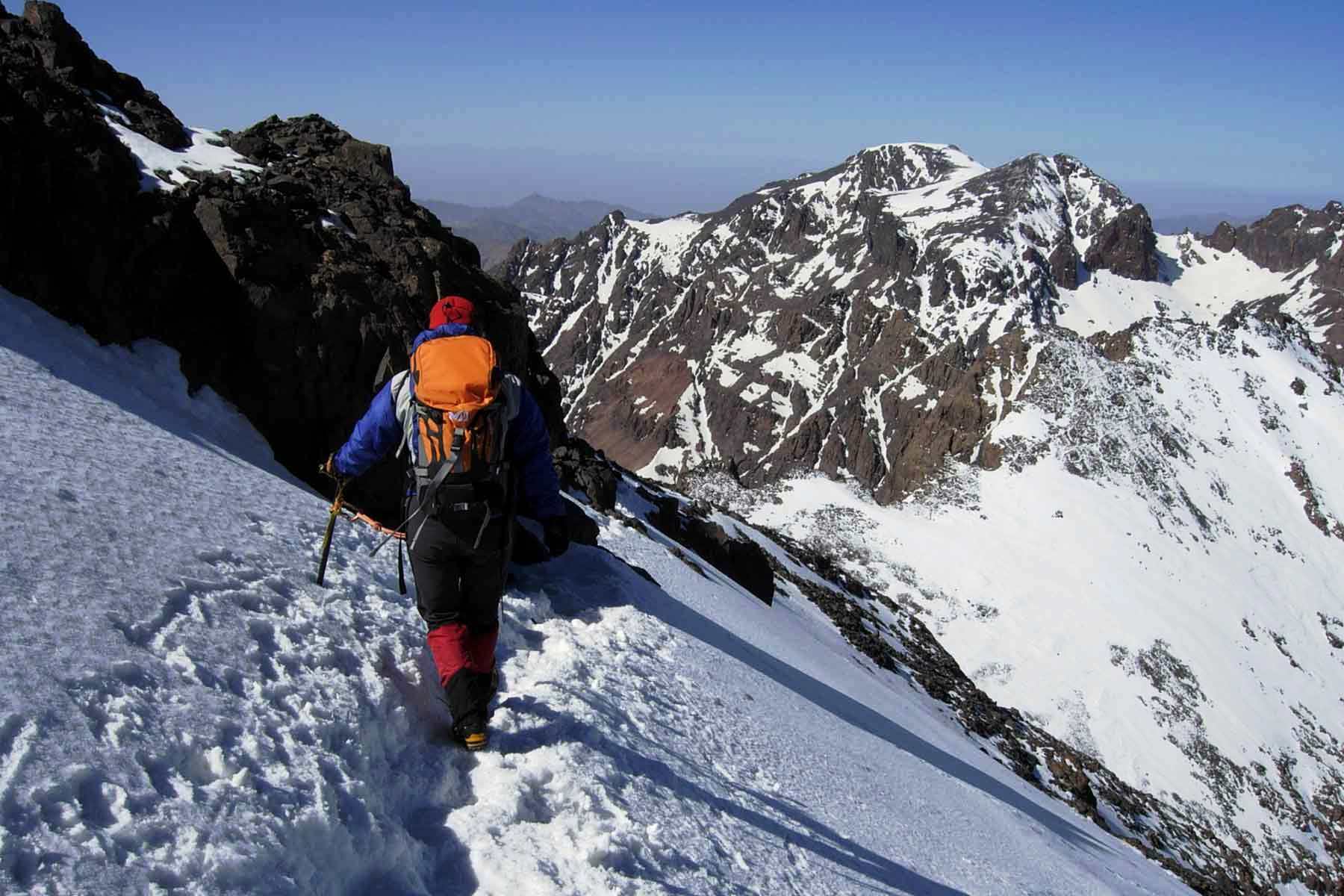 06 days hiking tours to Atlas Mountains from Marrakech in Morocco